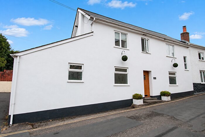 3 Bedroom End Terrace House For Sale In Chapel Lane, Ottery Saint Mary, EX11