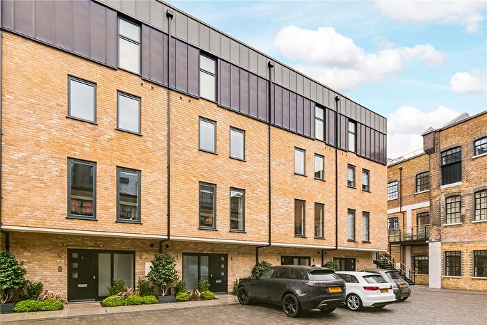 3 Bedroom Terraced House To Rent In Oxbridge Terrace, Palace Wharf, W6