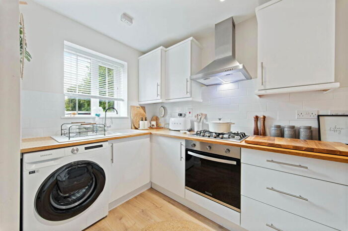 2 Bedroom Semi-Detached House For Sale In Thurston Drive, Kettering, NN15