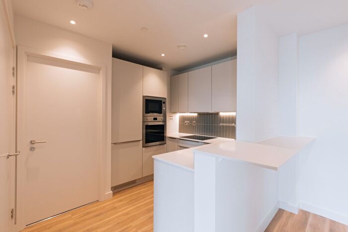 1 Bedroom Flat To Rent In George Street, Croydon, CR0