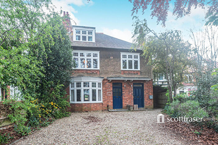 5 Bedroom Semi-Detached House To Rent In Lathbury Road, OX2