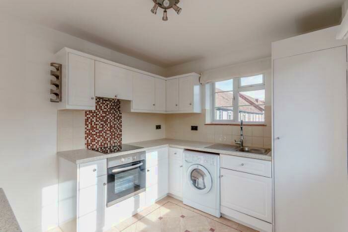 2 Bedroom Maisonette To Rent In Arlington Lodge, Monument Hill, Weybridge., KT13