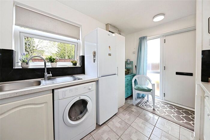 2 Bedroom Bungalow For Sale In Kelso Gardens, Perton Wolverhampton, Staffordshire, WV6
