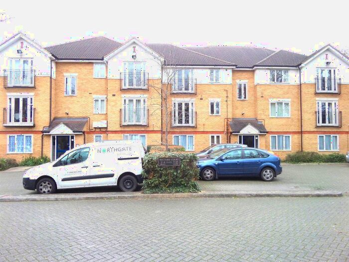 2 Bedroom Flat To Rent In Rectory Court, Station Road, UB7