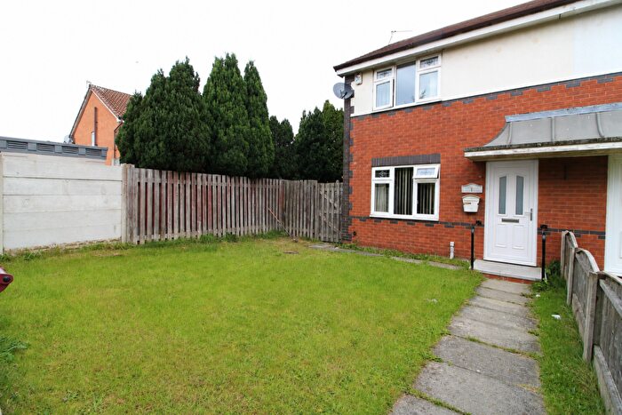3 Bedroom Semi Detached House To Rent In Ampleforth Close, Westvale, L32
