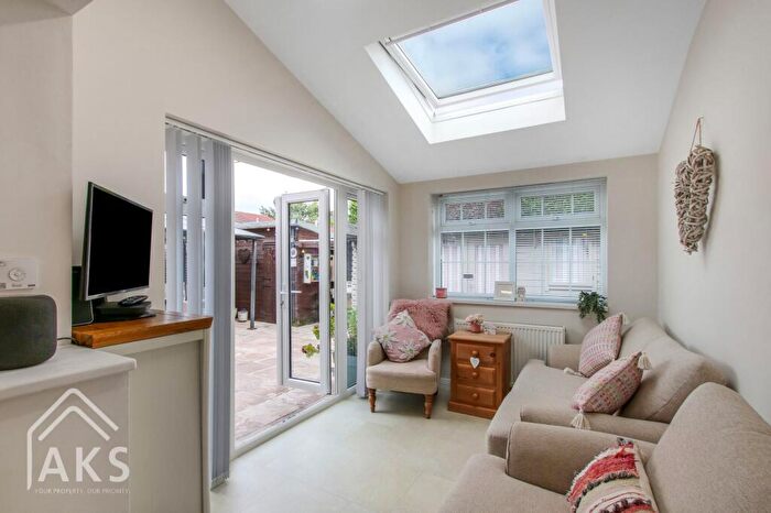 4 Bedroom Detached House For Sale In Woodmans Croft, Hatton, DE65