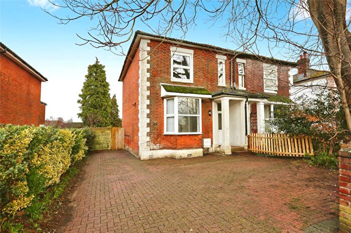 4 Bedroom Semi-Detached House For Sale In Obelisk Road, Southampton, Hampshire, SO19