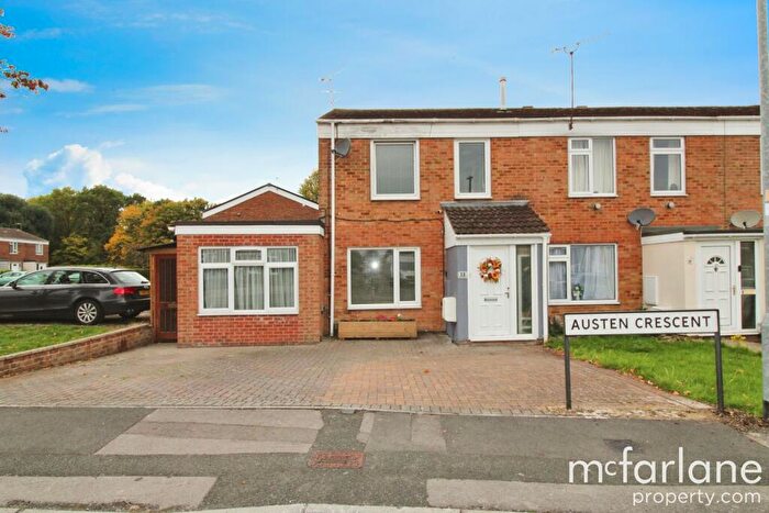 5 Bedroom Terraced House For Sale In Austen Crescent, Swindon, SN3
