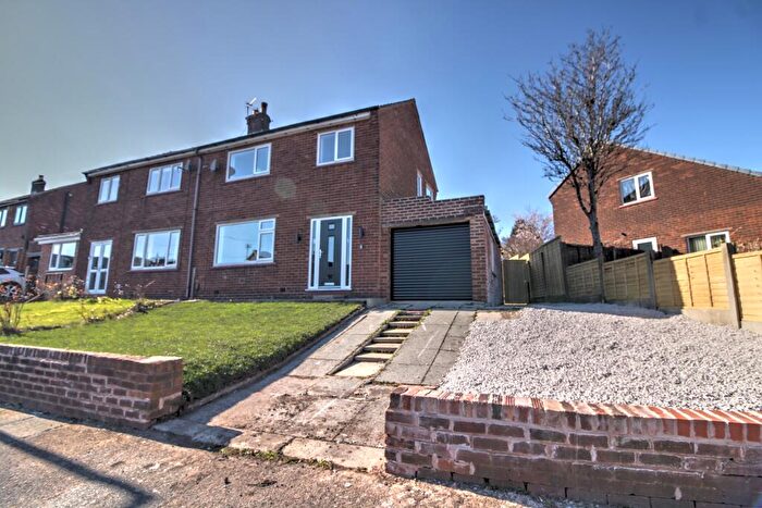 3 Bedroom Semi-Detached House For Sale In Nightingale Road, Bolton, BL6