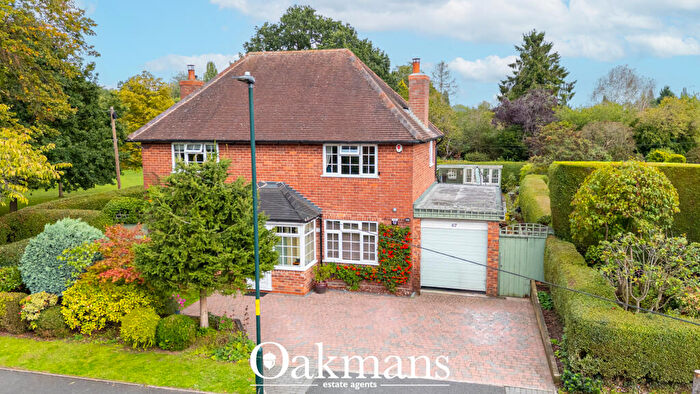 3 Bedroom Detached House For Sale In Fox Hill, Birmingham, B29