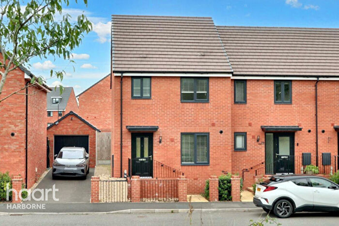 3 Bedroom End Of Terrace House For Sale In Hunts Road, Stirchley, B30