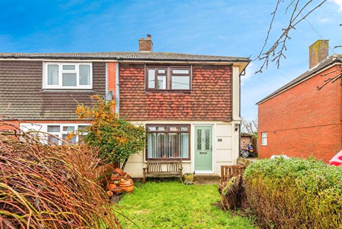 3 Bedroom Semi Detached House For Sale In Windmill Road, Towersey, Thame, OX9