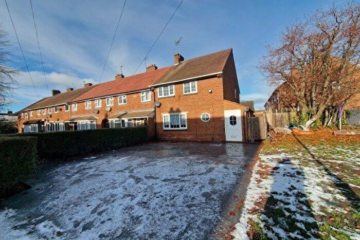 2 Bedroom Property To Rent In Neath Road, Walsall, WS3