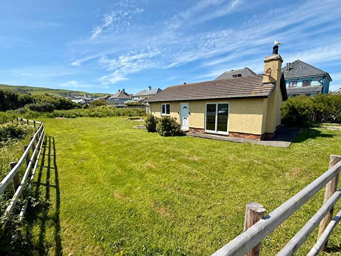 2 Bedroom Detached Bungalow For Sale In High Street, Borth, SY24