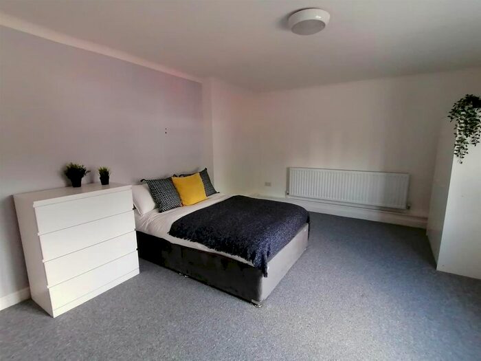 1 Bedroom Detached House To Rent In Sandy Lane, Worksop, S80