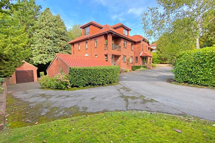 2 Bedroom Flat For Sale In Kentwood Court, A Kent Road, HG1