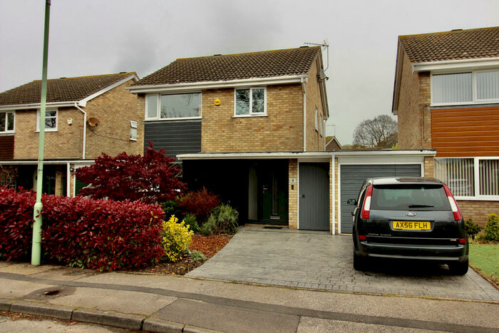 3 Bedroom Detached House To Rent In Rembrandt Close, Lowestoft, NR32