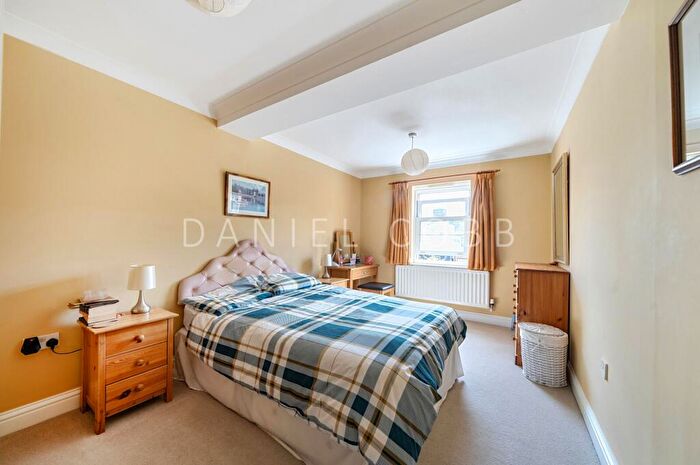 4 Bedroom Terraced House For Sale In Sullivan Road, London, SE11 - Photo 12
