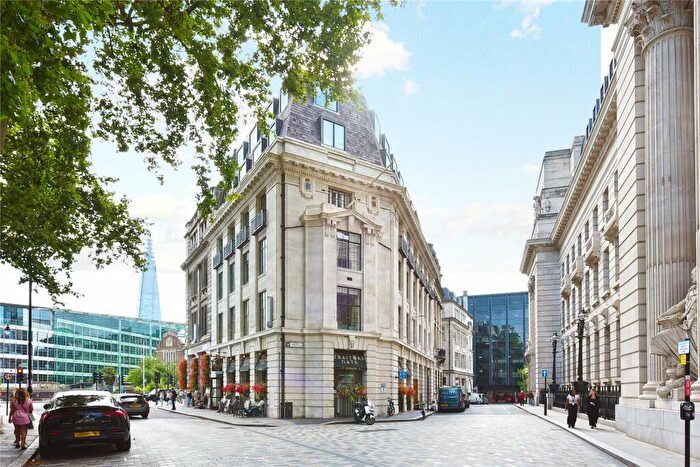 2 Bedroom Flat For Sale In Trinity Square, London, EC3N