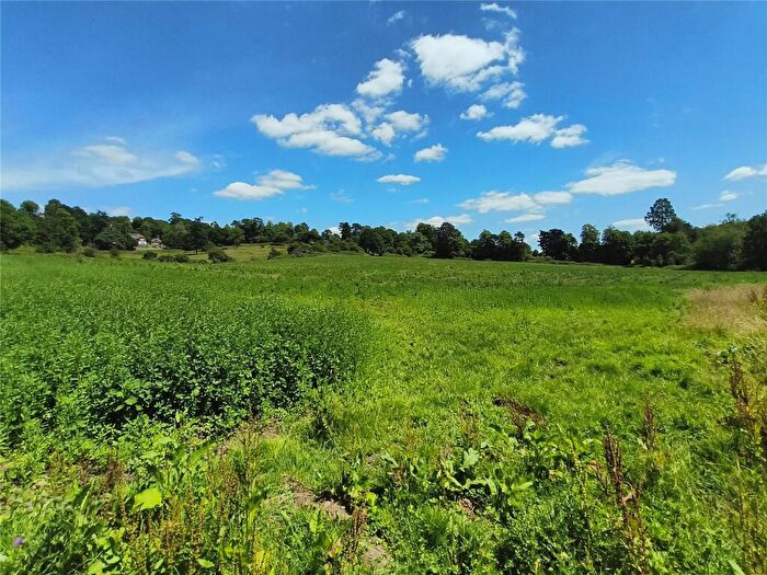 Equestrian Facility For Sale In Mid Street, South Nutfield, RH1