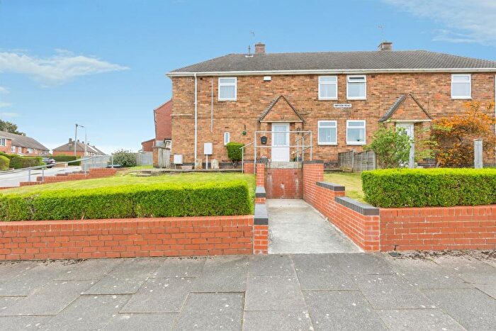 3 Bedroom Semi-Detached House For Sale In Amyson Road, Leicester, LE5
