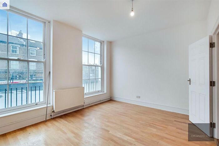 3 Bedroom Flat To Rent In Pensbury Place, London, SW8