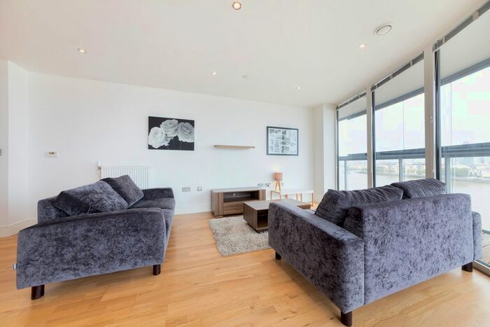 3 Bedroom Flat To Rent In Admirals Tower, Dowells Street, Greenwich, London, SE10