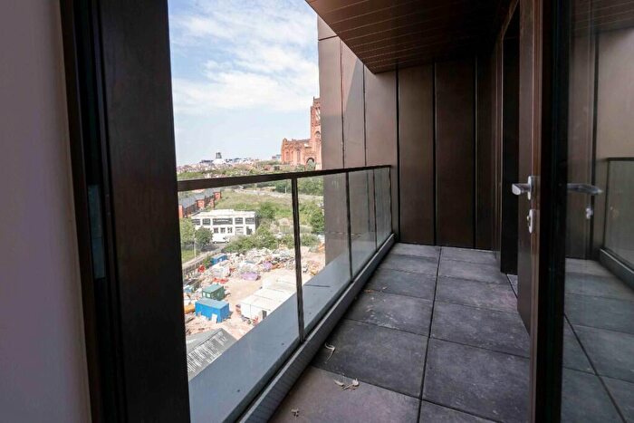 2 Bedroom Apartment To Rent In Parliament Square Crump St, Liverpool, Merseyside, L1