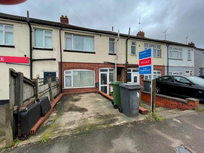 3 Bedroom Terraced House To Rent In Dunstable Road, Luton, Beds, LU4