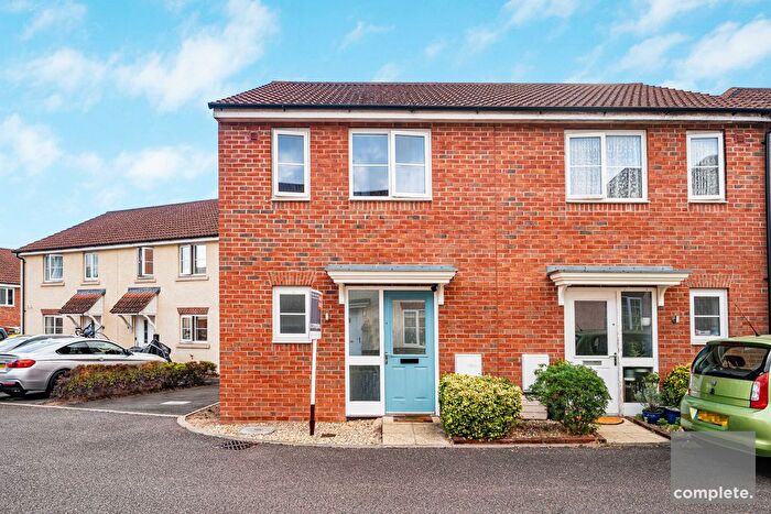 3 Bedroom Semi-Detached House For Sale In Seven Acres, Cranbrook, Exeter, EX5