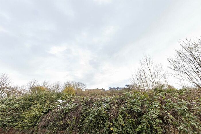 3 Bedroom Terraced House For Sale In New Bolsover, Bolsover, Chesterfield, S44