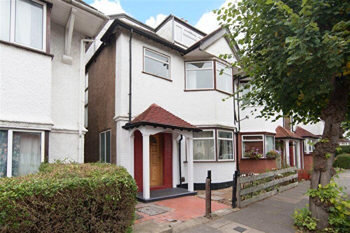 5 Bedroom Terraced House To Rent In St Georges Road, Temple Fortune, NW1