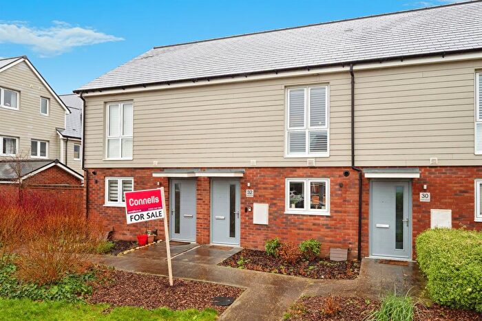 2 Bedroom Terraced House For Sale In Herald Gardens, Tunbridge Wells, TN2