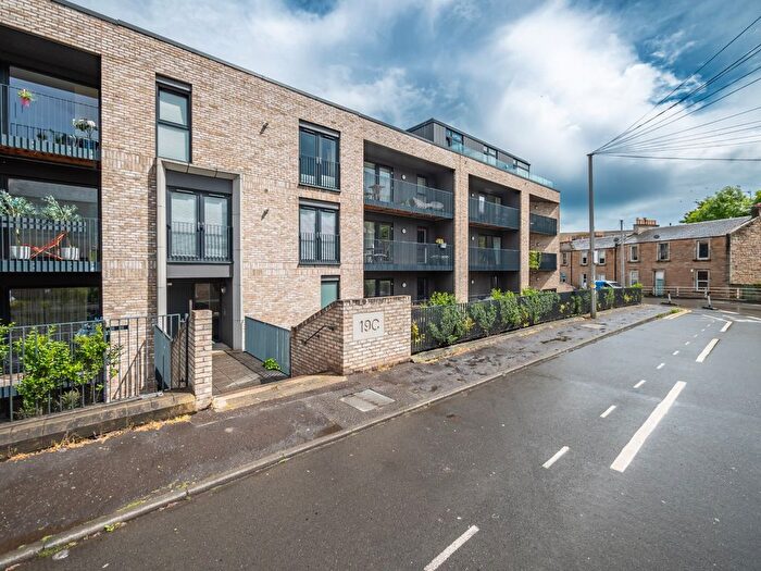 2 Bedroom Flat For Sale In C/ Brunswick Road, Edinburgh, EH7