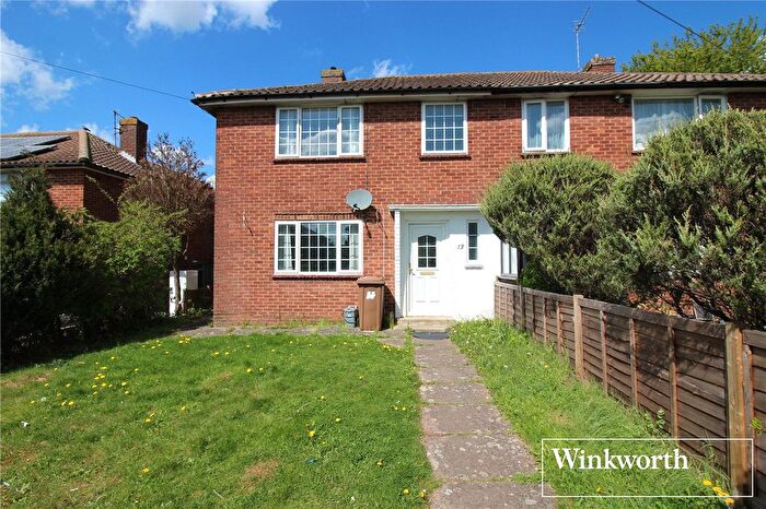 3 Bedroom Semi-Detached House To Rent In Grove Road, Borehamwood, Hertfordshire, WD6