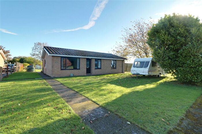 3 Bedroom Bungalow For Sale In Middlegate Lane, Elsham Wolds, Brigg, Lincolnshire, DN20
