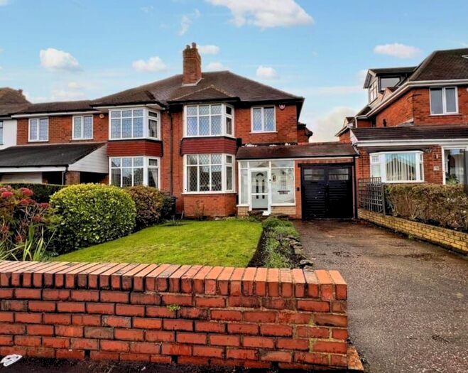 3 Bedroom Semi-Detached House To Rent In Walsall Road, Great Barr, Birmingham, B42