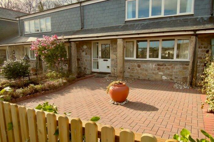 3 Bedroom Property To Rent In Duporth Road, St. Austell, PL25