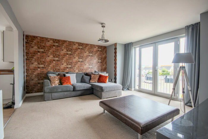 2 Bedroom Flat To Rent In Auld Coal Bank Midlothian United Kingdom, EH19