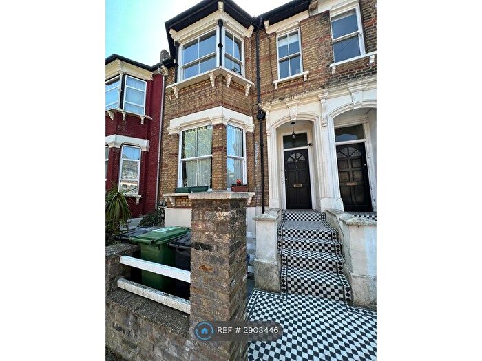 1 Bedroom Flat To Rent In Ickburgh Road, London, E5