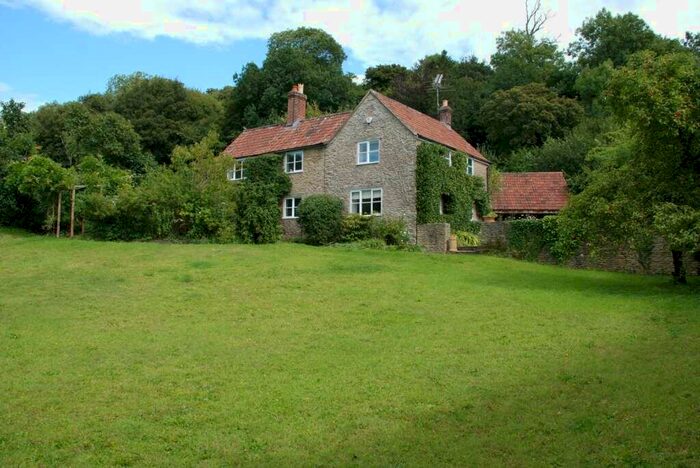 5 Bedroom Detached House To Rent In Buckland Dinham, Frome, BA11