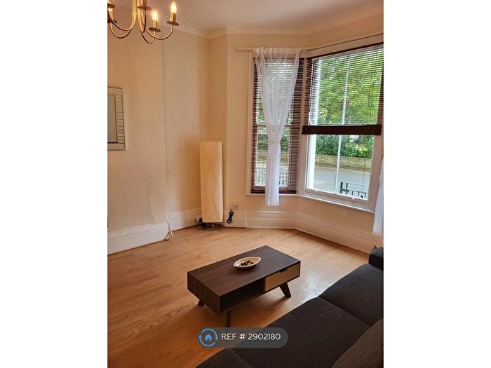 1 Bedroom Flat To Rent In Gwendwr Road, London, W14