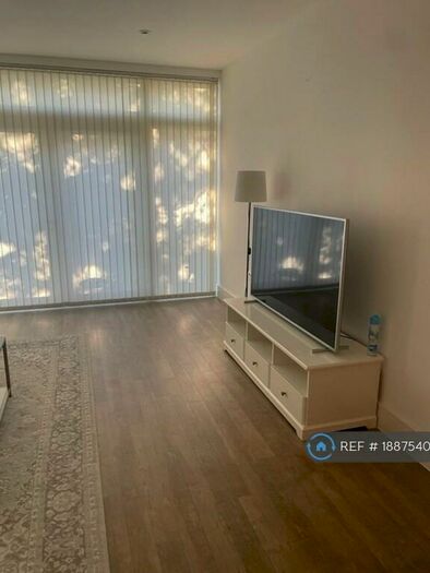 2 Bedroom Terraced House To Rent In Jacks Farm Way, London, E4