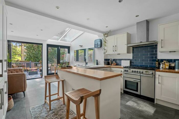 3 Bedroom Terraced House For Sale In Woodbine Street, Leamington Spa, CV32