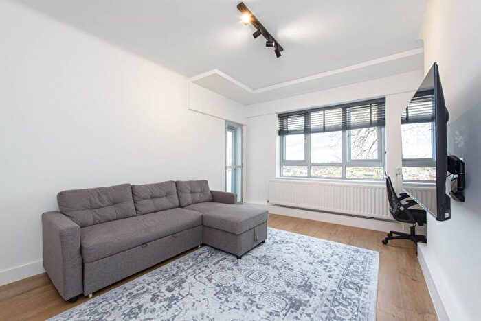 2 Bedroom Flat To Rent In West End Lane, West Hampstead, London, NW6