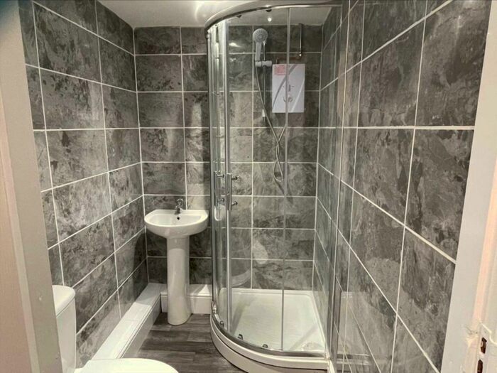 1 Bedroom Flat To Rent In Kings Road, Doncaster, DN1