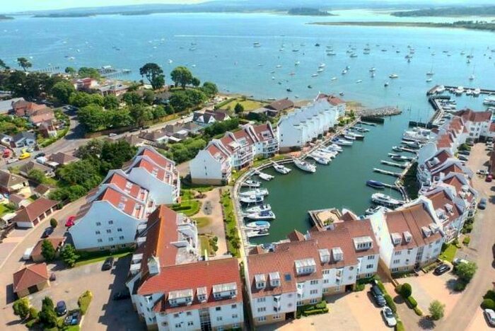 3 Bedroom Apartment For Sale In Moriconium Quay, Lake Avenue, Poole, BH15