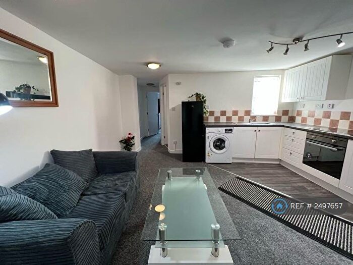1 Bedroom Flat To Rent In Market Street, Stalybridge, SK15