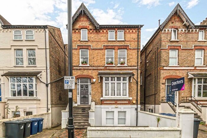 2 Bedroom Flat To Rent In Churchfield Road, Ealing, W13