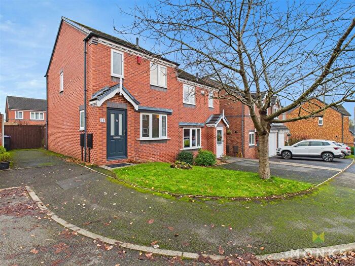 3 Bedroom Semi Detached House For Sale In Hebden Grove, Shrewsbury, SY3